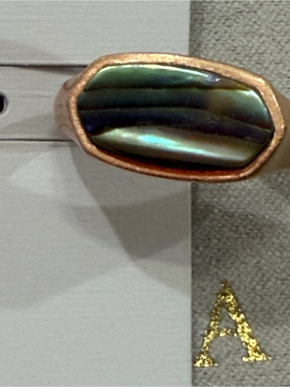 Kendra Scott Iridescent Abalone Ring in Gold-Tone